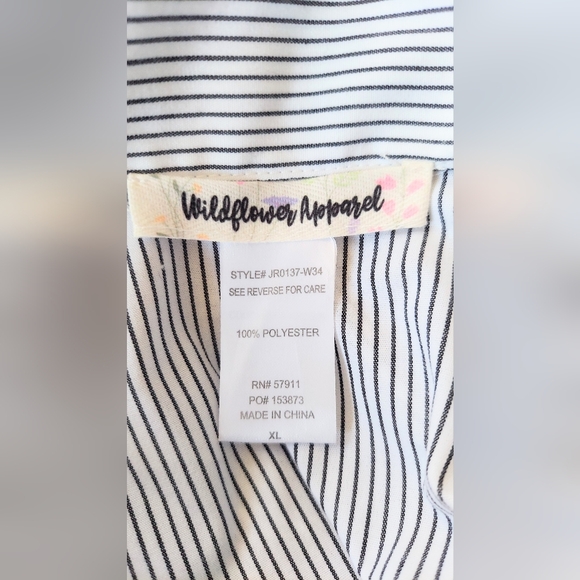 Wildflower Apparel XL Long Sleeve Button Down Shirt  Cropped Black White Stripe - Picture 7 of 8
